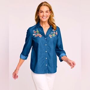 BLAIR Blue denimlite, floral embroidered convertible sleeve button down size 3XL